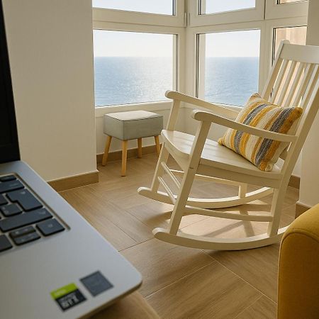 Skyline - Beach Apartment With Breathtaking Views And More Кадис Экстерьер фото